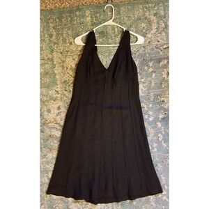 Calvin Klein 8 100% Silk Little Black Dress Knee Length Sleeveless V Plunge Neck
